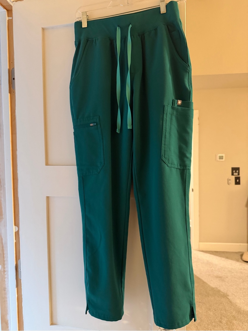 Figs high waisted yola straight pant- Small Petite